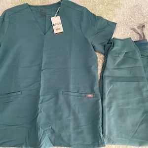 Figs Scrubs Set